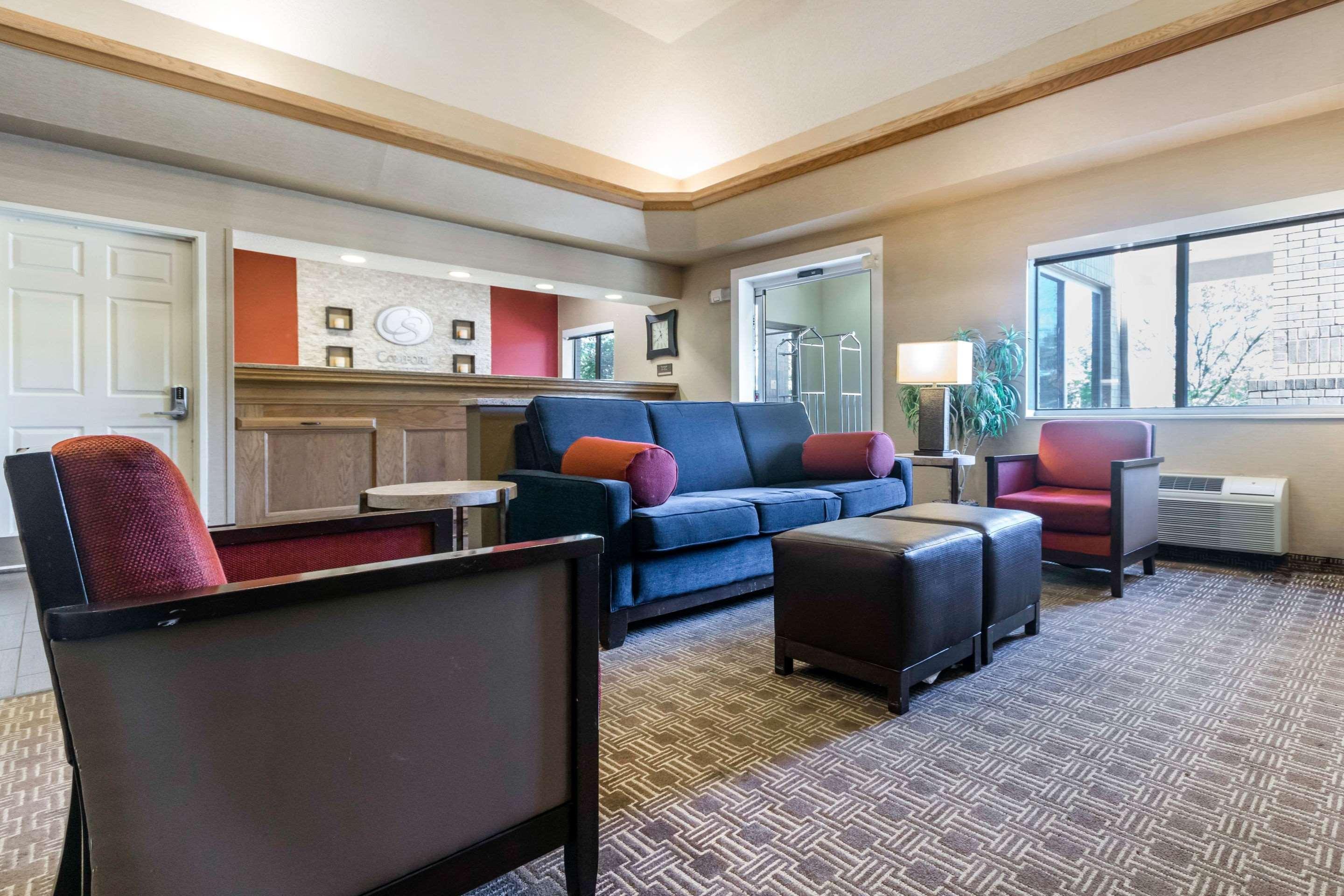 Comfort Suites Keeneland Lexington Exterior foto